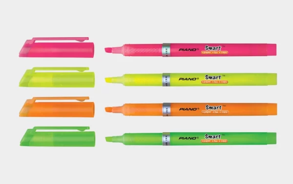 Piano Smart Highlighter assorted colors on a white background